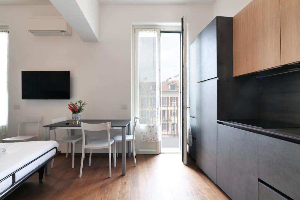 Primopiano - Ripa B Apartment Milan Bagian luar foto