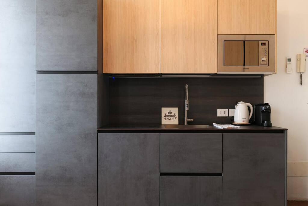 Primopiano - Ripa B Apartment Milan Bagian luar foto
